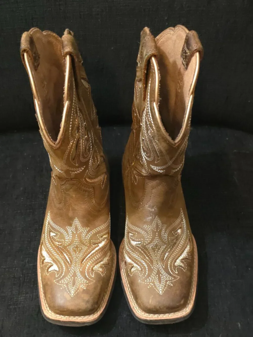 Ariat kids round